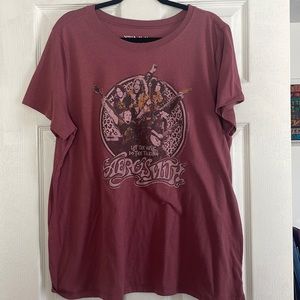 Torrid sz 2 Aerosmith tee